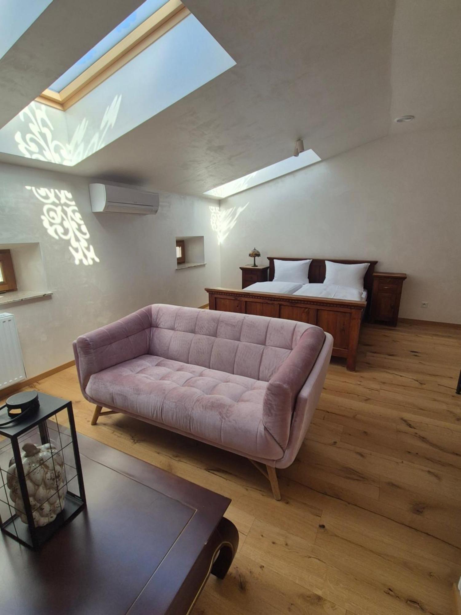 Aparthotel Miodowa 25 Krakow Luaran gambar
